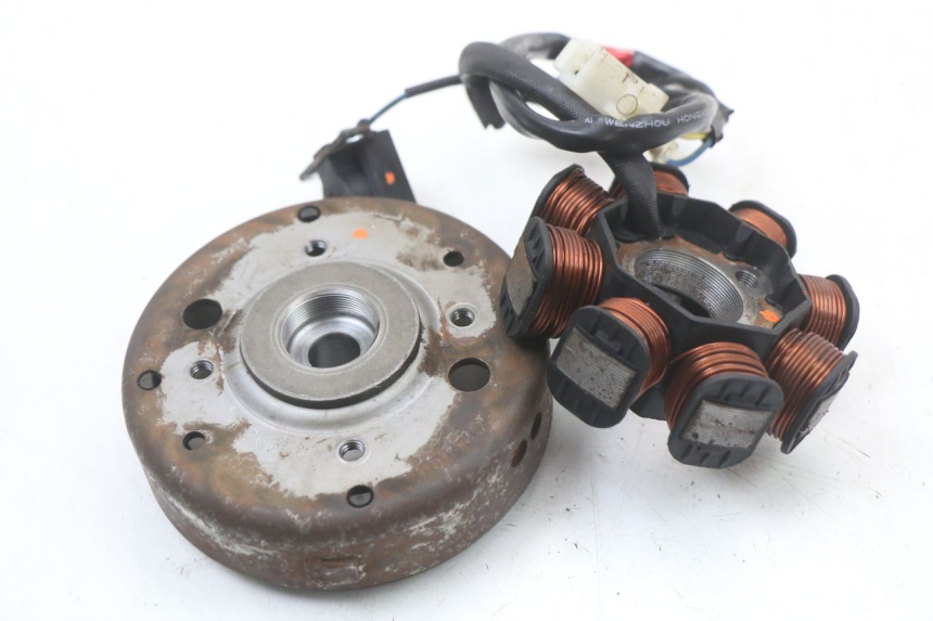 photo de ROTOR STATORE SYM FIDDLE 3 III 50 (2014 - 2020) - Detail van het onderdeel