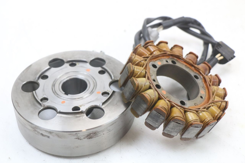 photo de ROTOR STATORE YAMAHA FJR ABS 1300 (2006 - 2012) - Hoofdaanzicht