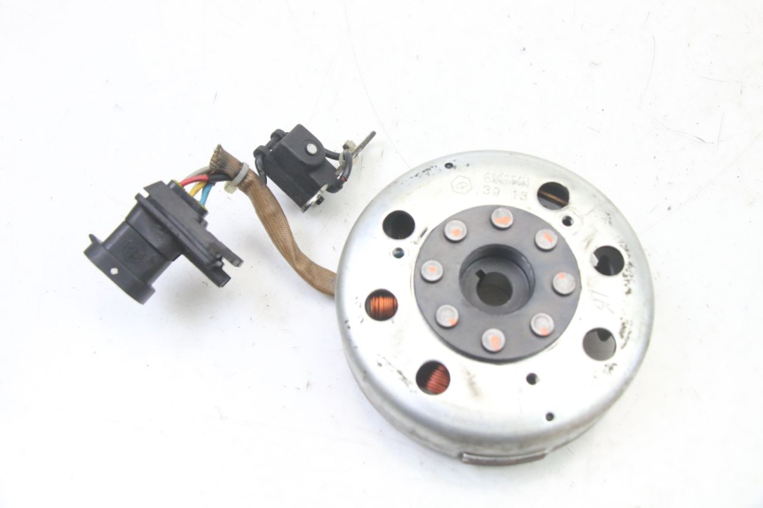 photo de ROTOR STATORE PIAGGIO FLY 2T 50 (2004 - 2017) - Zoom op gebruiksstaat