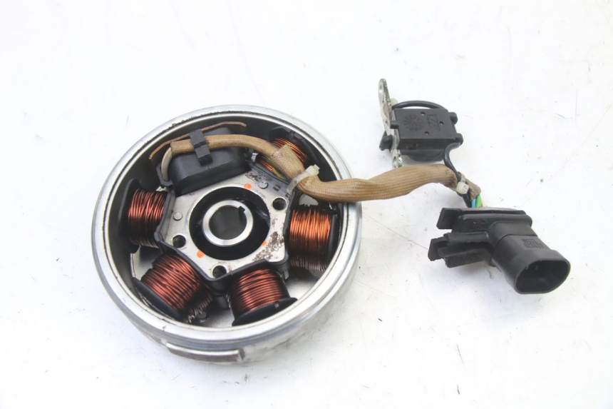 photo de ROTOR STATORE PIAGGIO FLY 2T 50 (2004 - 2017) - Andere kijkhoek