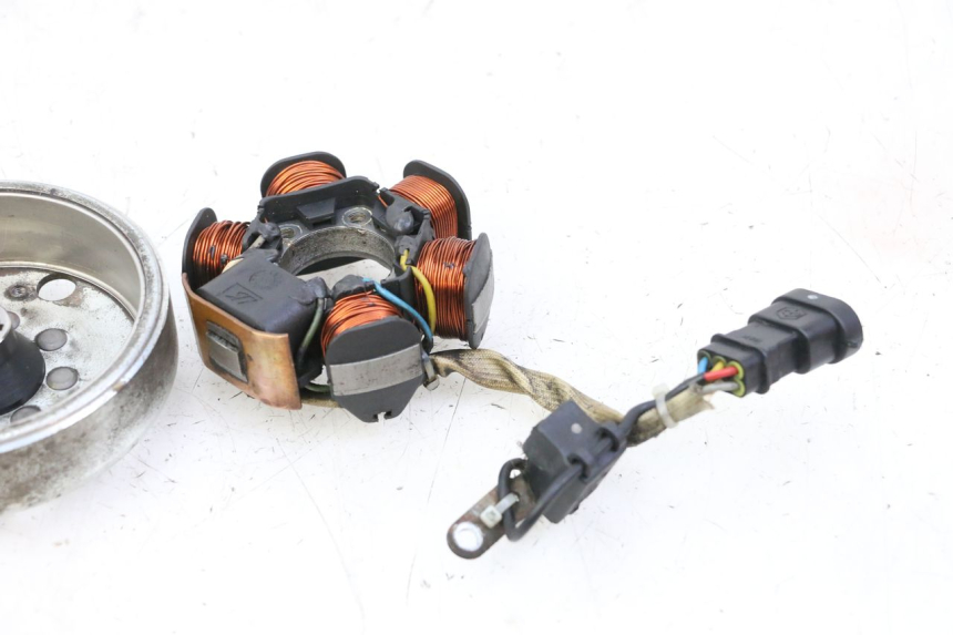 photo de ROTOR STATORE PIAGGIO FLY 2T 50 (2004 - 2017) - Technische close-up