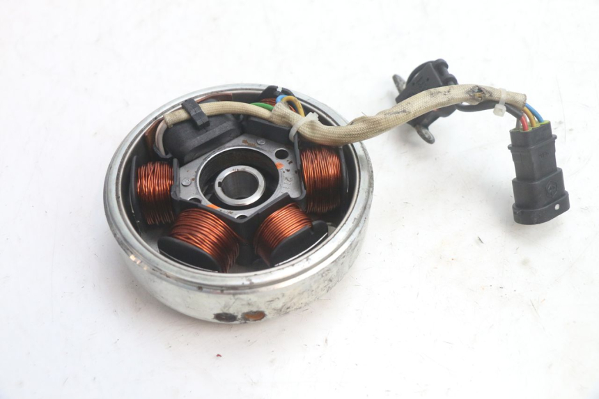 photo de ROTOR STATORE PIAGGIO FLY 2T 50 (2004 - 2017) - Andere kijkhoek