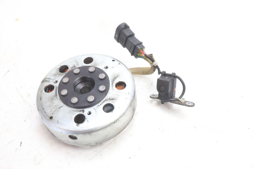 photo de ROTOR STATORE PIAGGIO FLY 2T 50 (2004 - 2017) - Zoom op gebruiksstaat