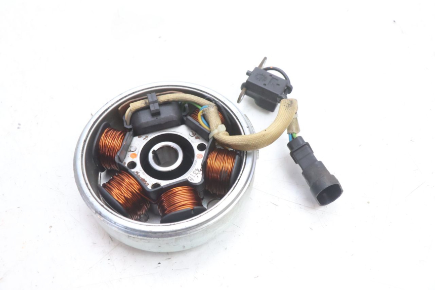 photo de ROTOR STATORE PIAGGIO FLY 2T 50 (2004 - 2017) - Andere kijkhoek
