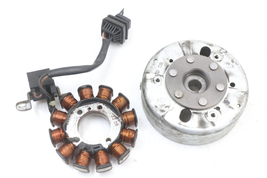 photo de ROTOR STATOREN PIAGGIO FLY 4T 50 (2004 - 2010) - Hoofdaanzicht