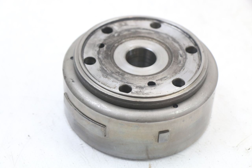 photo de ROTOR STATORE HONDA NES AROBASE 125 (2000 - 2003) - Bevestigingspunten