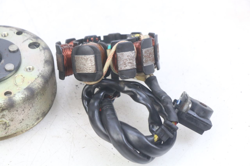 photo de ROTOR STATOREN REVATTO IMPERATOR 125 (2007 - 2015) - Bevestigingspunten