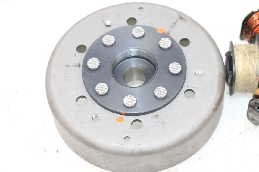 photo de ROTOR STATOREN PEUGEOT KISBEE 2T 50 (2010 - 2017) - Productaanzicht