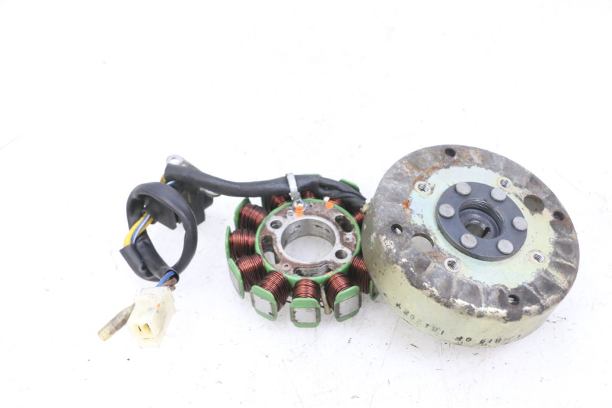 photo de ROTOR STATOREN PEUGEOT KISBEE 4T 50 (2018 - 2022) - Technische close-up