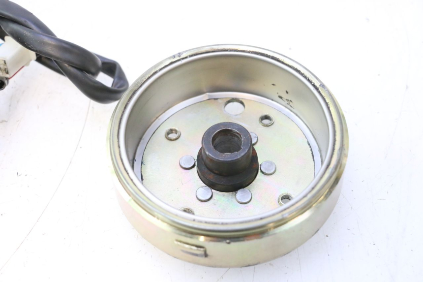 photo de ROTOR STATOREN PEUGEOT KISBEE 4T 50 (2010 - 2017) - Staat van het oppervlak