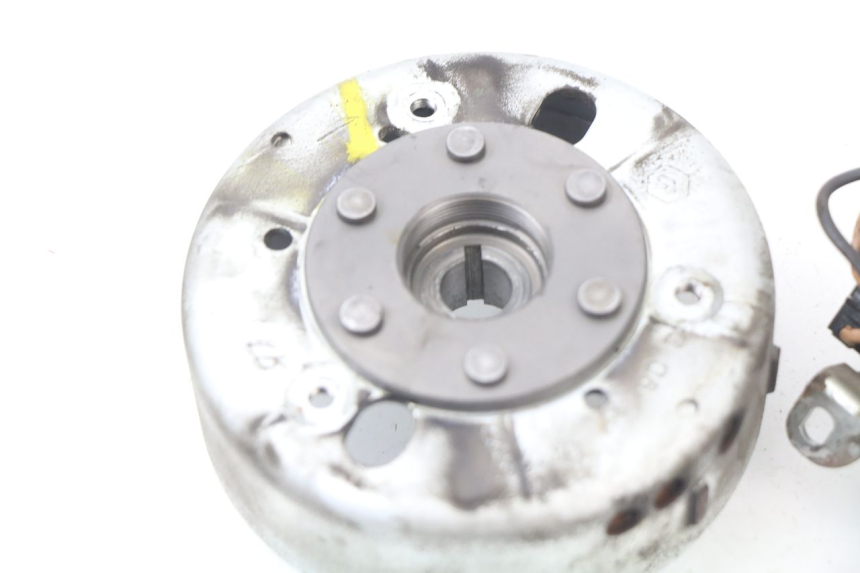 photo de ROTOR STATORE PIAGGIO LIBERTY 4T 50 (2004 - 2008) - Bevestigingspunten