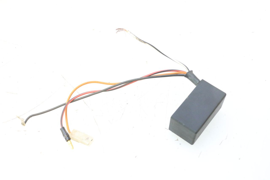 photo de ROTOR STATORE PEUGEOT LUDIX BLASTER 50 (2006 - 2014) - Alternatieve hoek