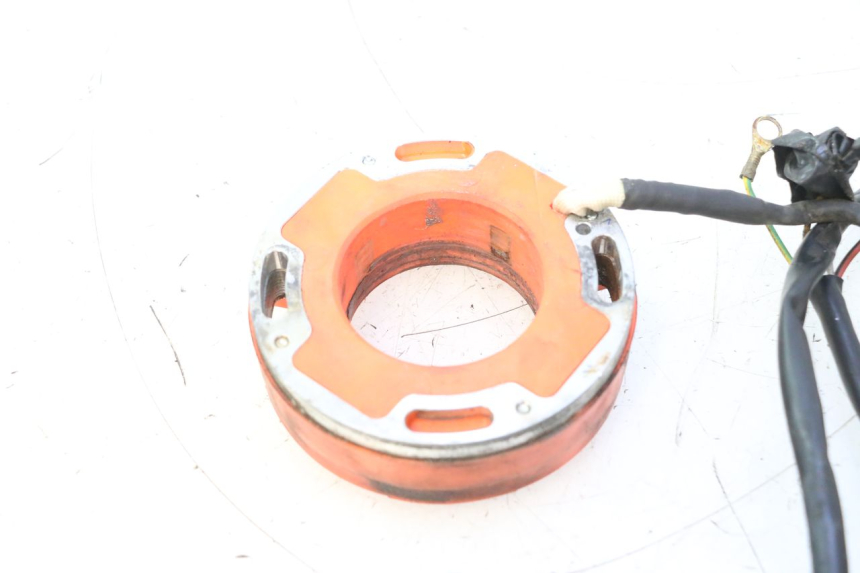 photo de ROTOR STATORE PEUGEOT LUDIX BLASTER 50 (2006 - 2014) - Andere kijkhoek