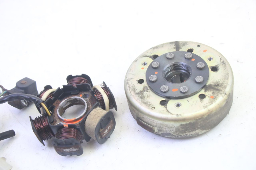 photo de ROTOR STATORE PEUGEOT LUDIX 50 (2008 - 2017) - Detail van het onderdeel