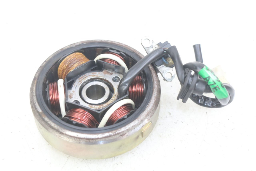 photo de ROTOR STATOREN SYM MIO 50 (2011 - 2017) - Detail van het onderdeel