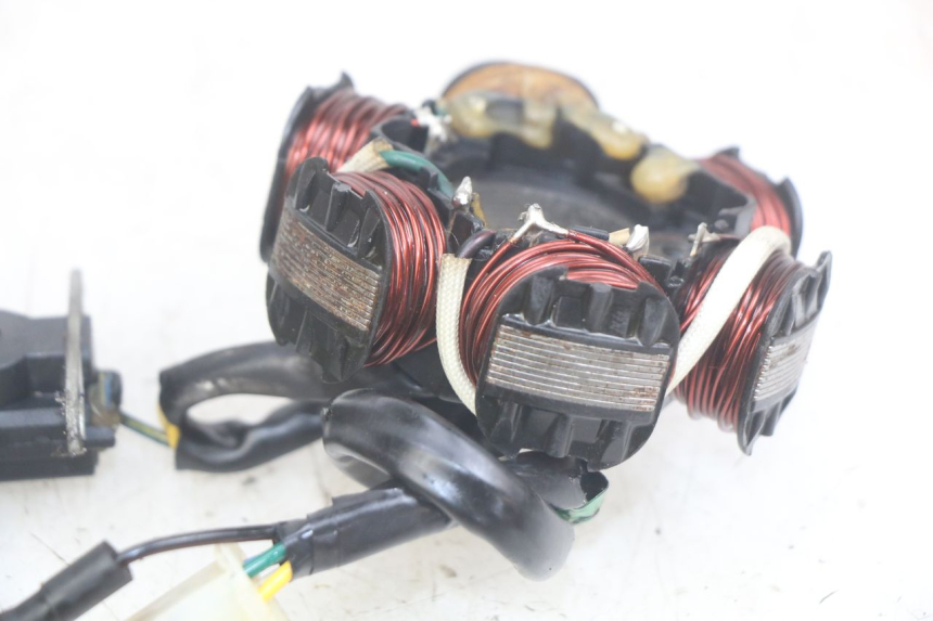 photo de ROTOR STATOREN SYM MIO 50 (2011 - 2017) - Bevestigingspunten