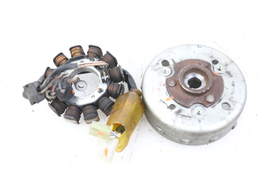 photo de ROTOR STATOREN MBK MW TRYPTIK 125 (2014 - 2016) - Hoofdaanzicht