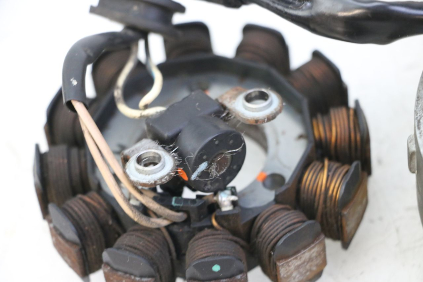 photo de ROTOR STATOREN MBK MW TRYPTIK 125 (2014 - 2016) - Andere kijkhoek