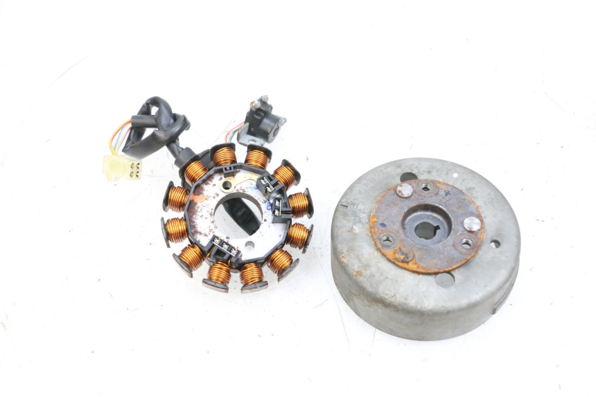 photo de ROTOR STATOREN YAMAHA NEO'S NEOS 2T 50 (1998 - 2007) - Hoofdaanzicht