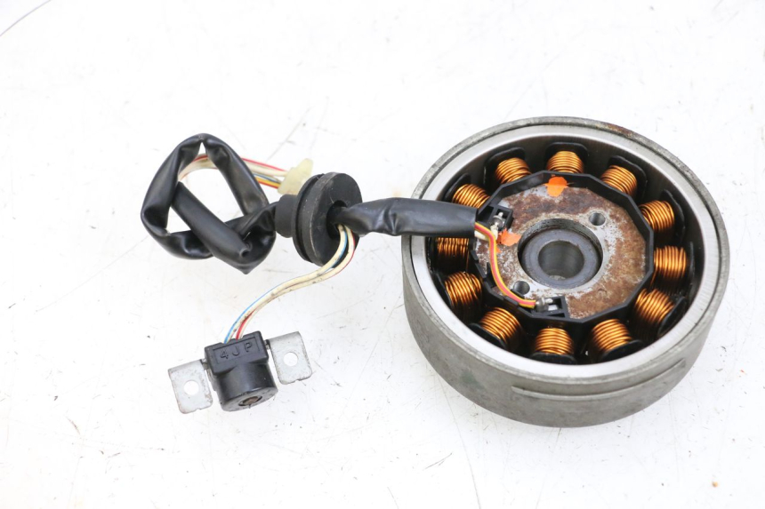 photo de ROTOR STATOREN YAMAHA NEO'S NEOS 2T 50 (1998 - 2007) - Zoom op gebruiksstaat