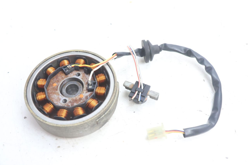 photo de ROTOR STATOREN YAMAHA NEO'S NEOS 2T 50 (1998 - 2007) - Andere kijkhoek