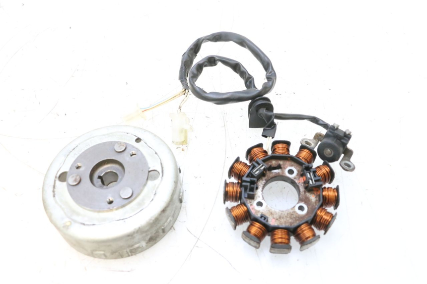 photo de ROTOR STATORE YAMAHA NEOS NEO'S 4T 50 (2008 - 2016) - Hoofdaanzicht