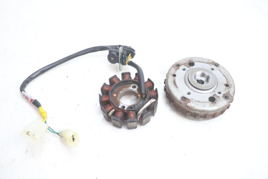 photo de ROTOR STATOREN KYMCO LIKE 4T 50 (2019 - 2025) - Hoofdaanzicht