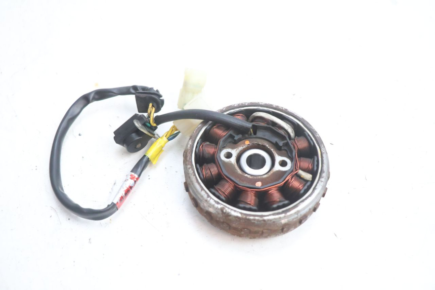 photo de ROTOR STATOREN KYMCO LIKE 4T 50 (2019 - 2025) - Andere kijkhoek
