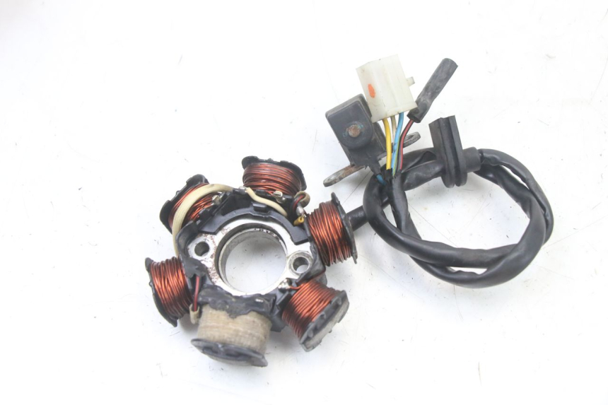 photo de ROTOR STATOREN PEUGEOT KISBEE 2T 50 (2010 - 2017) - Staat van het oppervlak