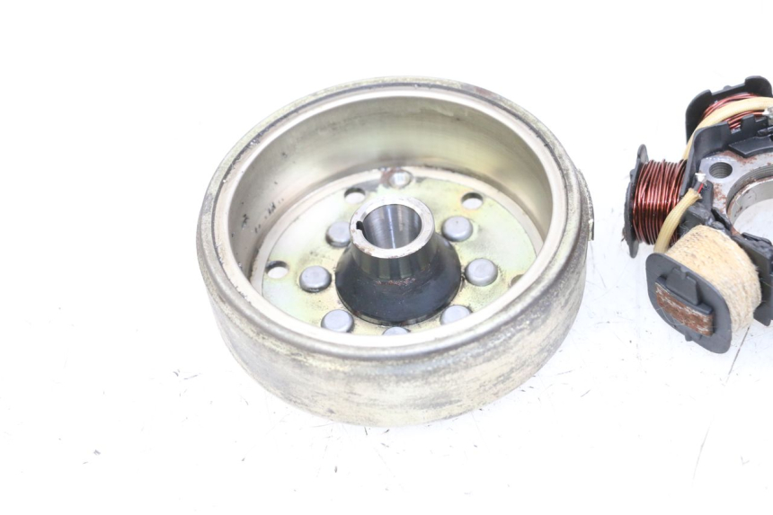 photo de ROTOR STATORE PEUGEOT LUDIX 50 (2008 - 2017) - Overzicht