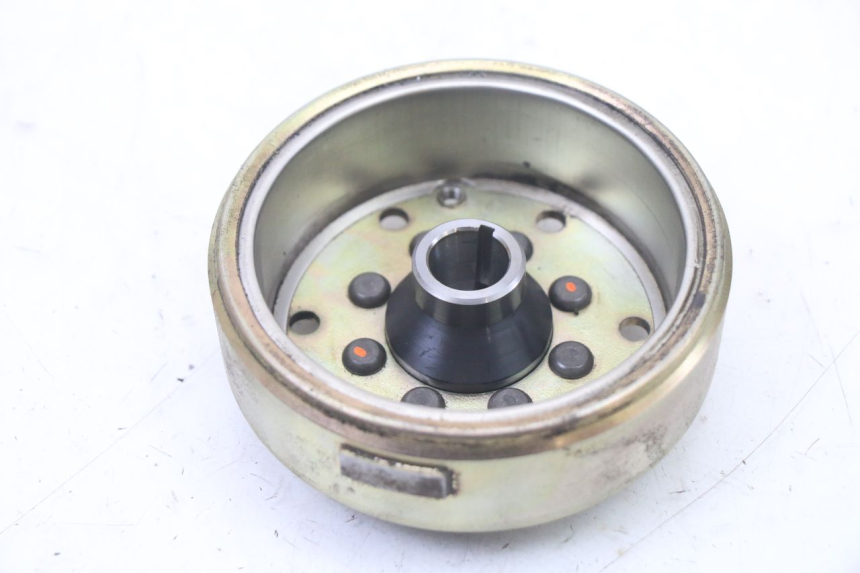 photo de ROTOR STATOREN PEUGEOT LUDIX ONE 50 (2005 - 2008) - Bevestigingspunten