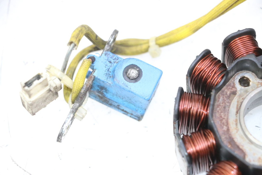 photo de ROTOR STATOREN PIAGGIO VESPA LX 150 (2005 - 2013) - Bevestigingspunten