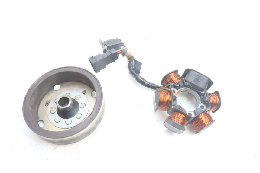 photo de ROTOR STATOR GILERA RUNNER SP 50 (2002 - 2004) - Detail van het onderdeel