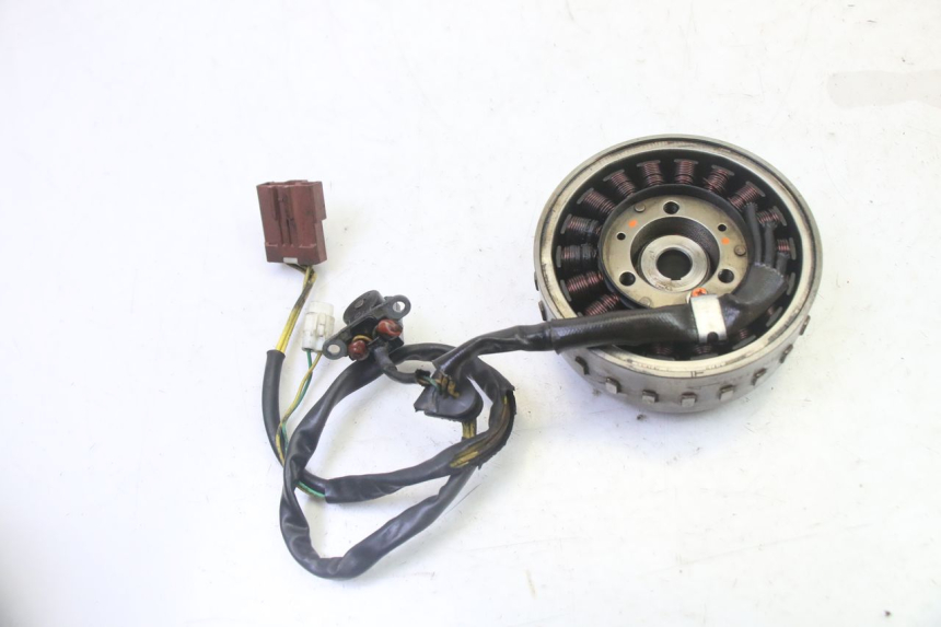 photo de ROTOR STATOREN PEUGEOT SATELIS 125 (2013 - 2018) - Overzicht