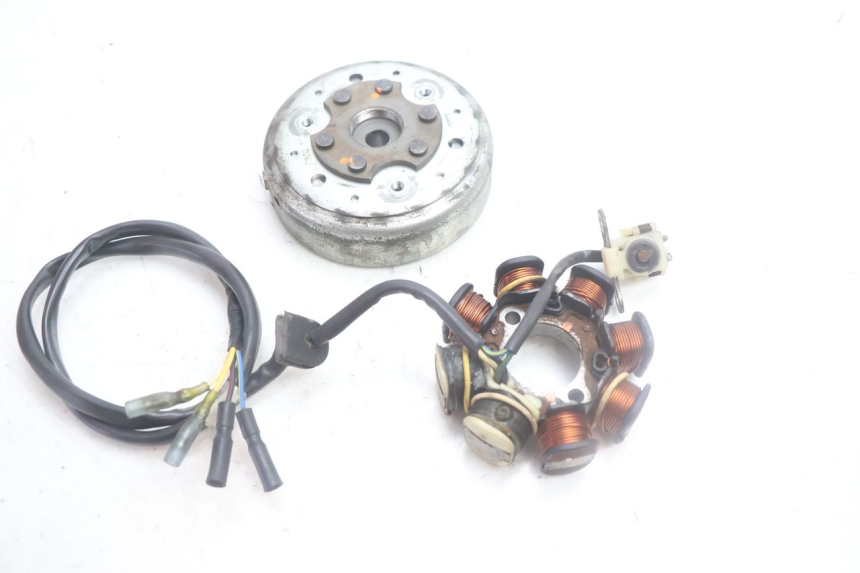 photo de ROTOR STATORE HONDA SCV LEAD 100 (2003 - 2007) - Hoofdaanzicht