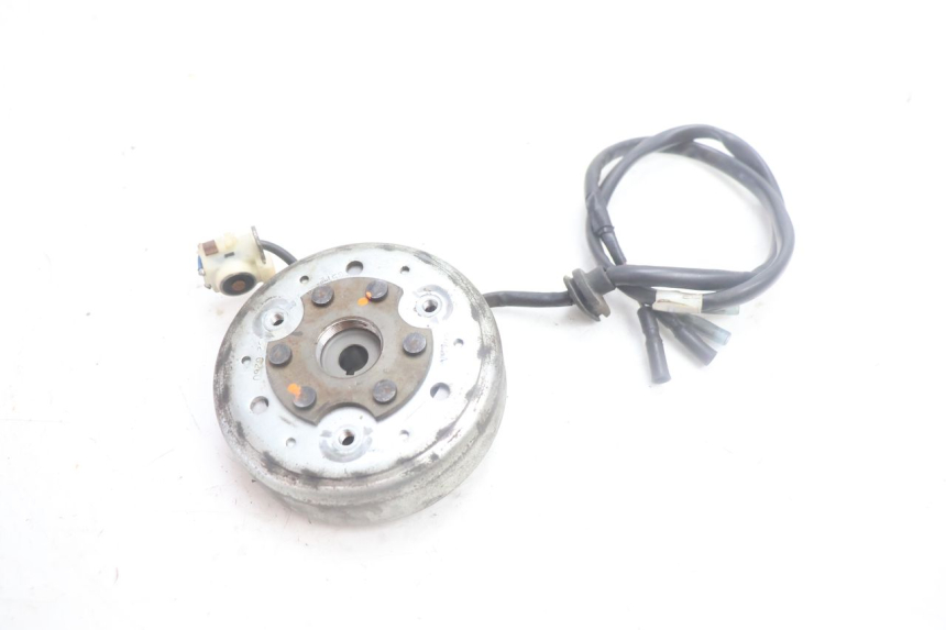 photo de ROTOR STATORE HONDA SCV LEAD 100 (2003 - 2007) - Zoom op gebruiksstaat