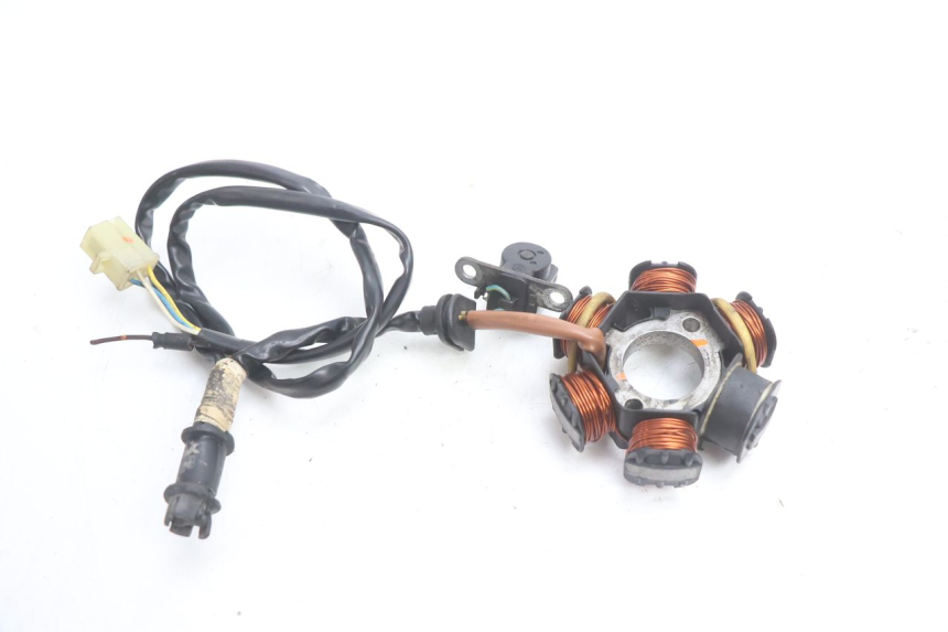 photo de ROTOR STATOR PEUGEOT SPEEDFIGHT LC 50 (1996 - 2002) - Technische close-up