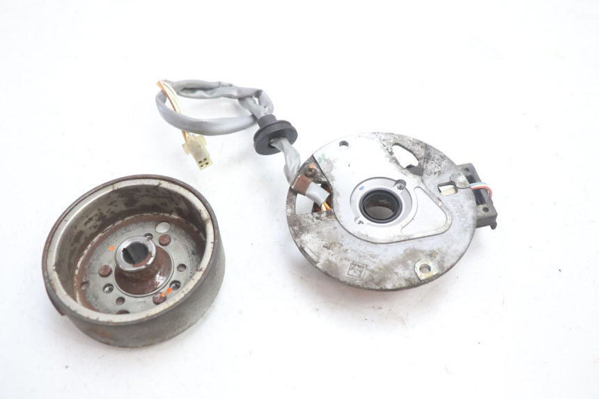 photo de ROTOR STATOREN MBK STUNT NAKED 50 (2004 - 2018) - Detail van het onderdeel