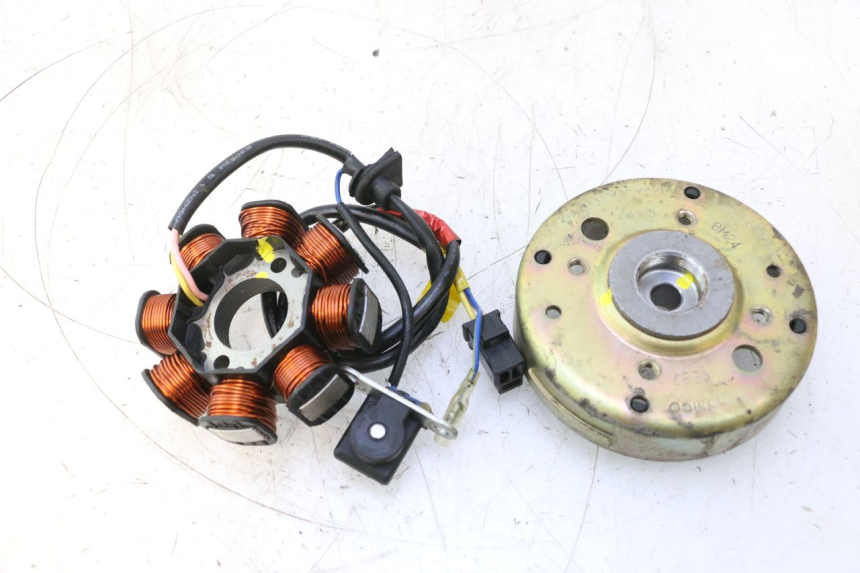 photo de ROTOR STATOR KYMCO SUPER 8 2T 50 (2007 - 2013) - Hoofdaanzicht