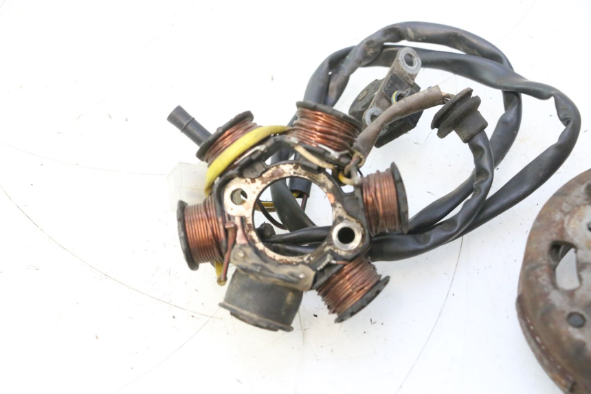 photo de ROTOR STATOREN PEUGEOT TREKKER 50 (1995 - 2004) - Detailaanzicht