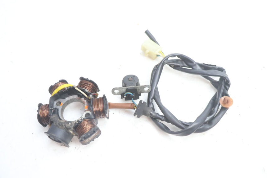 photo de ROTOR STATOREN PEUGEOT TREKKER 50 (1995 - 2004) - Technische close-up
