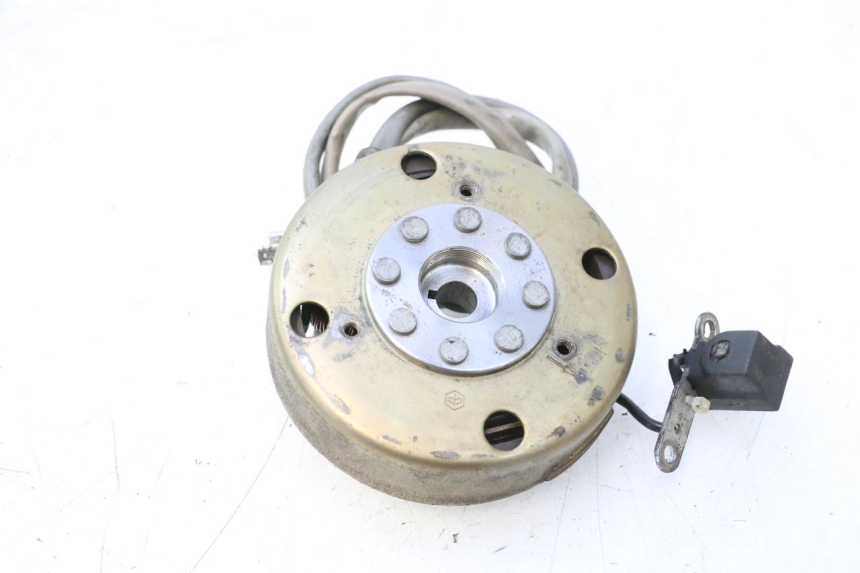 photo de ROTOR STATOR PIAGGIO TYPHOON 50 (2000 - 2009) - Detail van het onderdeel