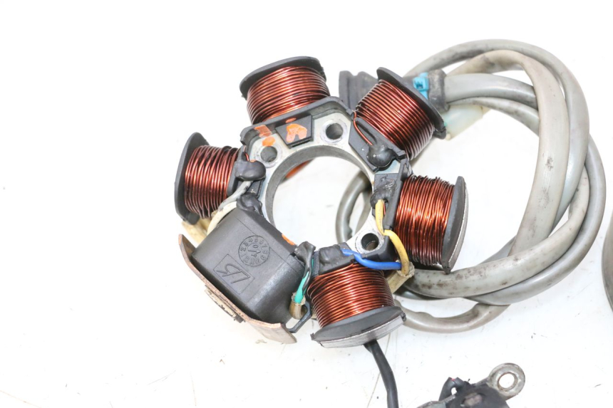 photo de ROTOR STATOR PIAGGIO TYPHOON 50 (2000 - 2009) - Zoom op componenten
