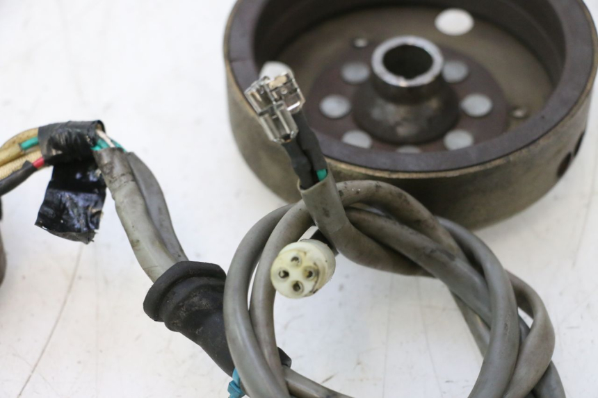 photo de ROTOR STATOR PIAGGIO TYPHOON 50 (2000 - 2009) - Overzicht