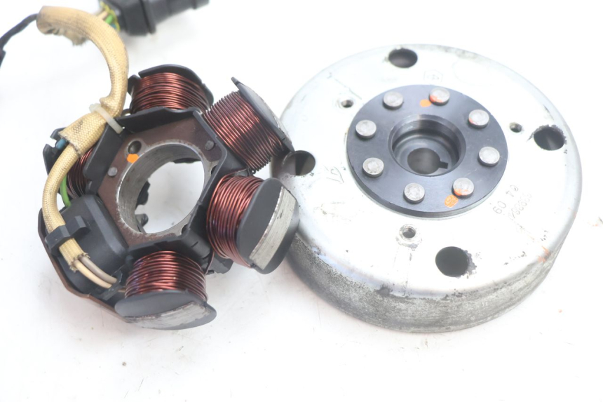 photo de ROTOR STATOR PIAGGIO TYPHOON 50 (2000 - 2009) - Technische close-up