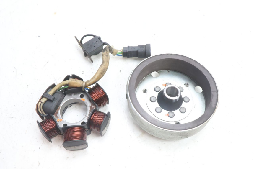 photo de ROTOR STATOREN PIAGGIO VESPA S 2T 50 (2007 - 2014) - Detail van het onderdeel