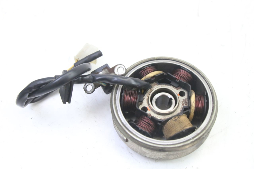 photo de ROTOR STATOREN PEUGEOT VIVACITY NEW 2T 50 (2008 - 2017) - Andere kijkhoek