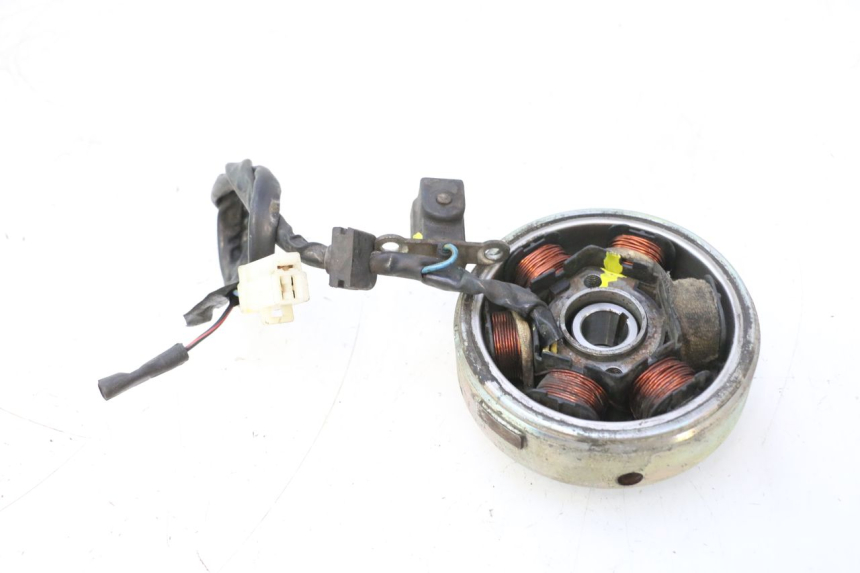 photo de ROTOR STATOREN PEUGEOT VIVACITY NEW 2T 50 (2008 - 2017) - Andere kijkhoek