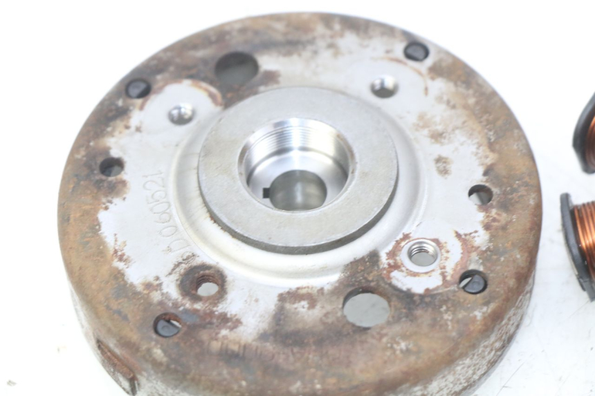 photo de ROTOR STATOR PEUGEOT VIVACITY NEW 4T 50 (2008 - 2017) - Markeringen en referenties