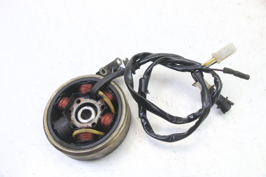 photo de ROTOR STATOREN PEUGEOT VIVACITY 50 (2004 - 2009) - Andere kijkhoek